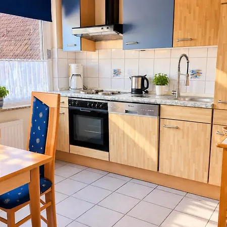 Apartment Nordheimstrasse 55 Wald & Watt Whg 16 *